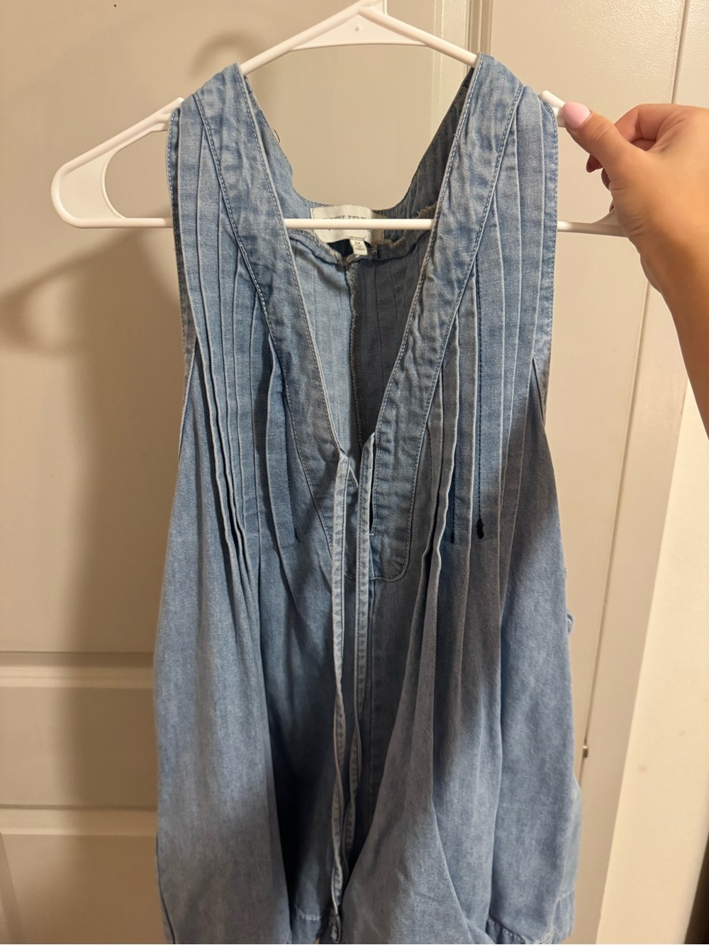 Light Wash Denim Pleated Sleeveless Top - Blue